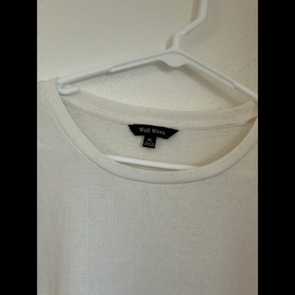 Well Worn brand size XL Top - Picture 2 of 4